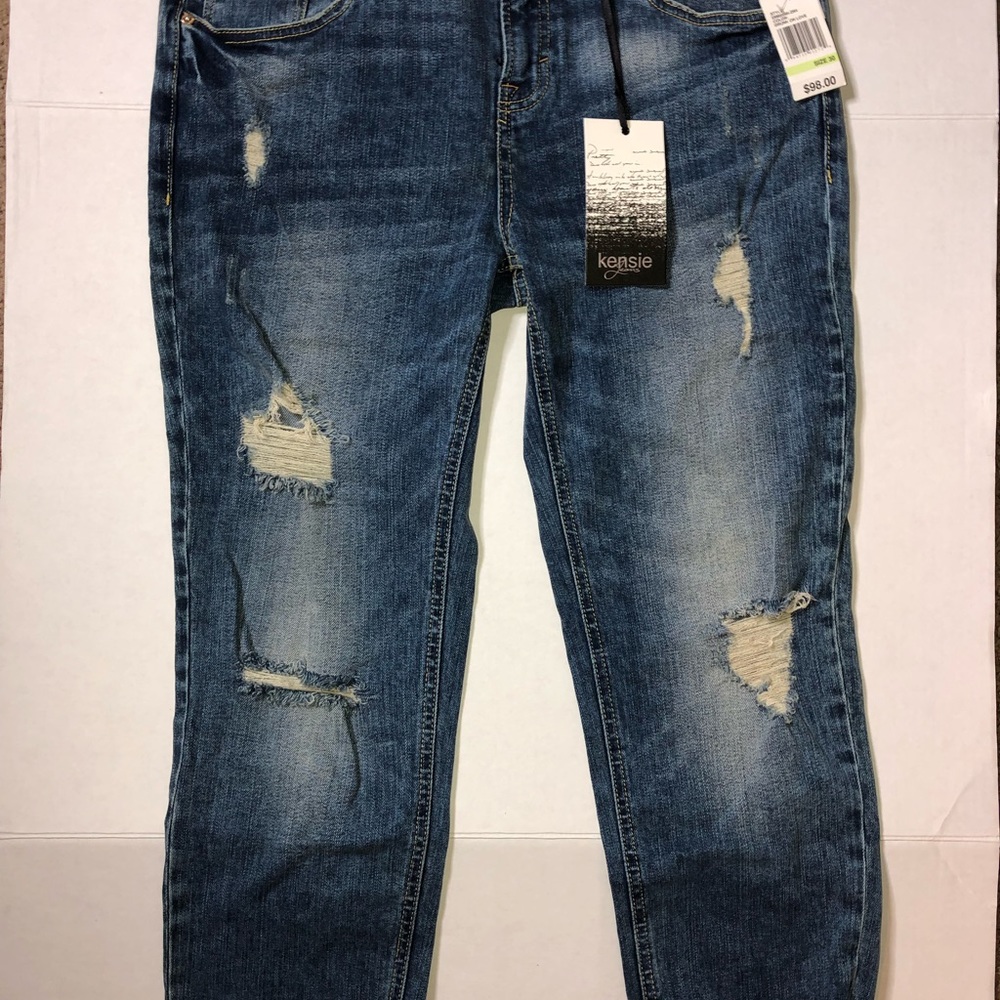Kenzie distressed boyfriend jeans size 30